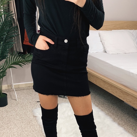 Hazel - Black Denim Skirt - Picture 4 of 8